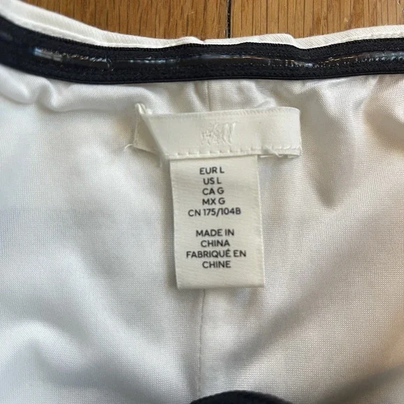 H&M Bandeau Crop Top Large Black And White Lace Front Excellent Condition - Picture 2 of 11